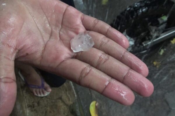 Fenomena Hujan Es Menghantam Yogyakarta: Apa yang Terjadi?